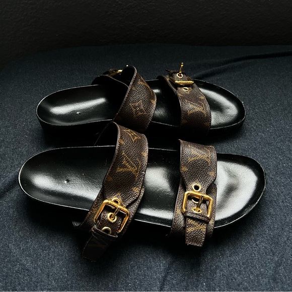 Louis Vuitton Sandals - Picture 2 of 4